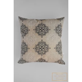 Kocka díszpárnahuzat - Bézs, fekete és fehér mandala mintával