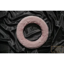 Pasztell rózsaszín színű szőrmés polisztirol félkoszorú