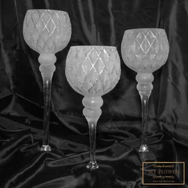 Matt fehér kehely alakú üveg gyertyatartó ezüst mintával szett (3db)